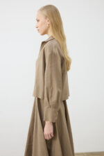 Natural 100% Linen Cropped Shirt - Image 8