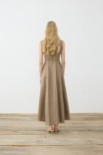 Clara 100% Linen Sleeveless Fitted Dress - Image 4